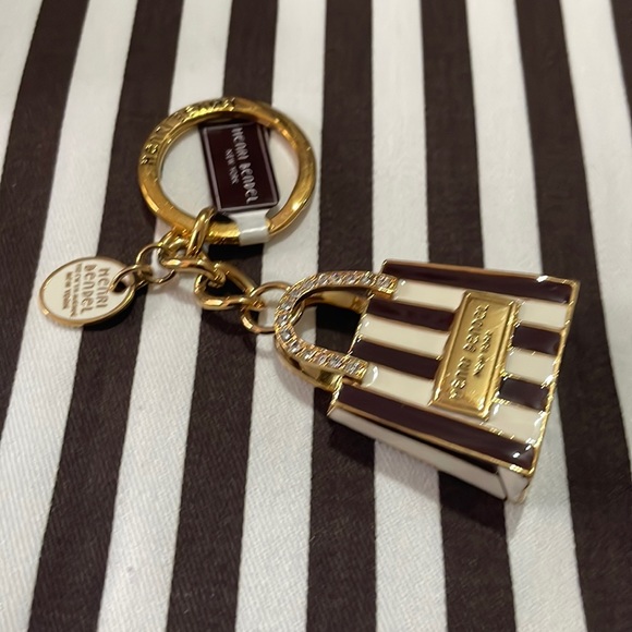 henri bendel Accessories - Henri Bendel Shopping Bag Key Fob